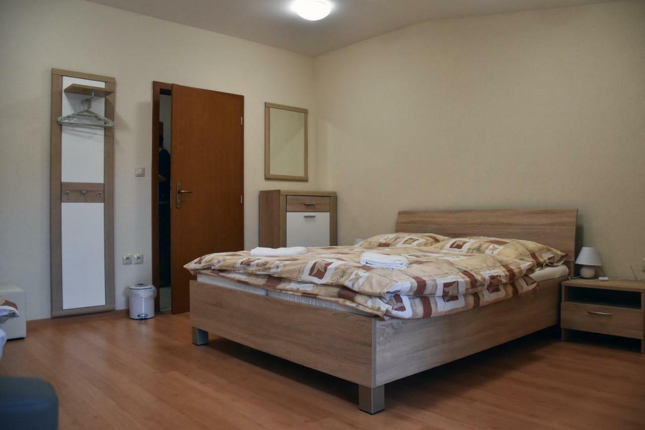 Penzión Koruna Nitrianske Rudno Exterior foto